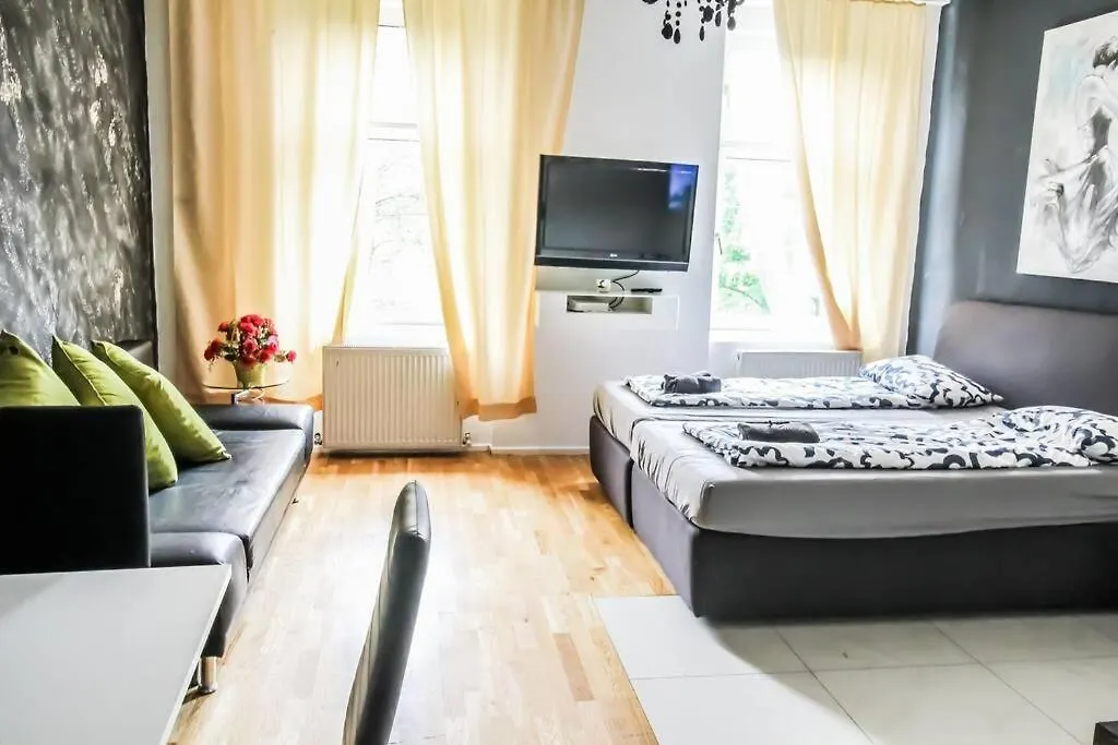 Cozy Two-Bedroom Apartment Mm16 Vienna Austria